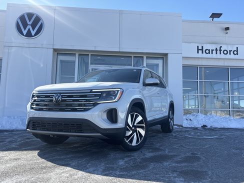 New 2026 Volkswagen Atlas SEL image 1