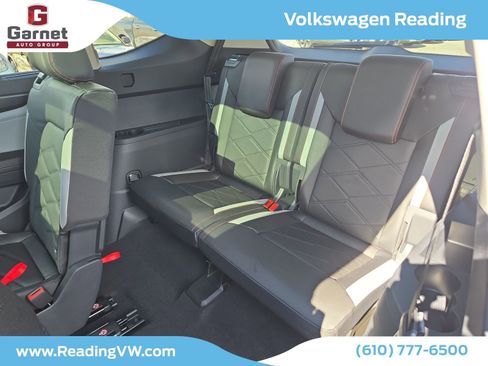 New 2026 Volkswagen Atlas Peak Edition image 15