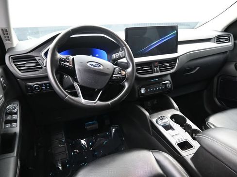 Used 2024 Ford Escape Platinum AWD/4WD image 12