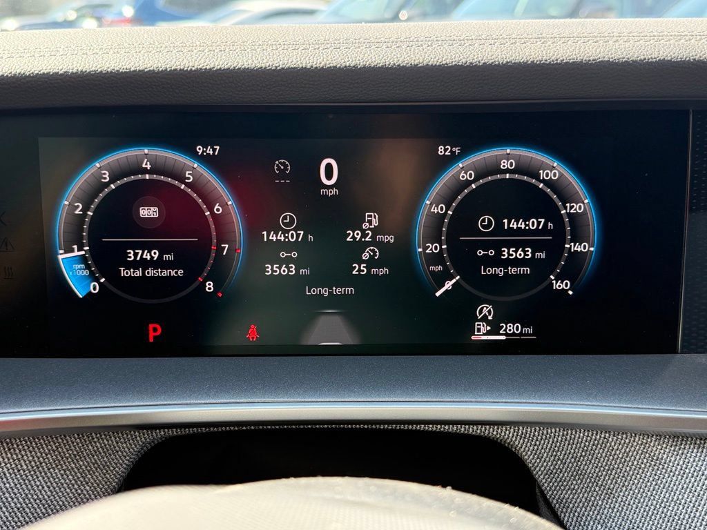 Certified 2025 Volkswagen Tiguan S FWD image 26