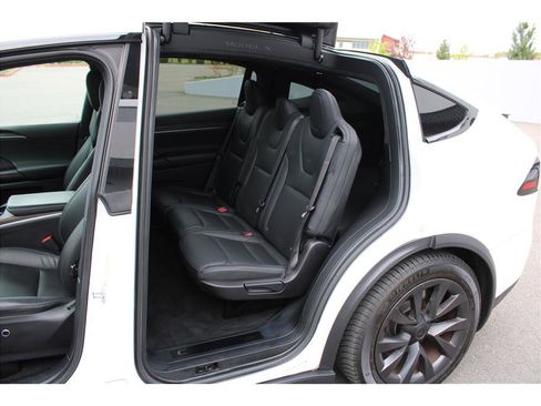Used 2022 Tesla Model X AWD/4WD image 11