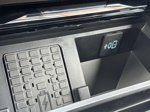 New 2026 Ford F250 King Ranch w/ FX4 Off-Road Package image 38