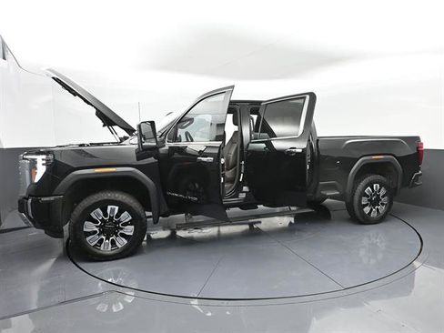Used 2025 GMC Sierra 2500 Denali w/ Denali Reserve Package AWD/4WD image 46