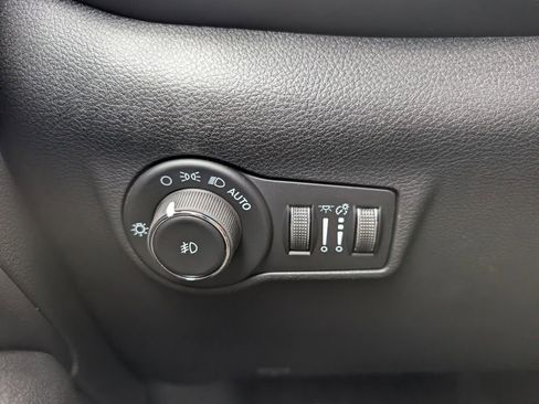 New 2026 Jeep Compass Trailhawk image 28