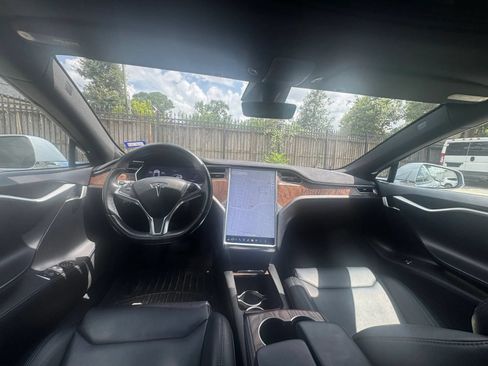 Used 2017 Tesla Model S 100D AWD/4WD image 2