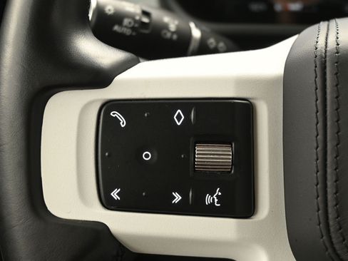 Used 2023 Land Rover Defender 130 First Edition AWD/4WD image 19