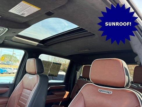 Used 2025 GMC Sierra 2500 Denali Ultimate w/ Max Trailering Package image 28