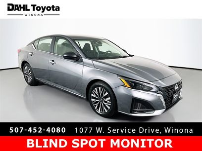 Used 2024 Nissan Altima 2.5 SV