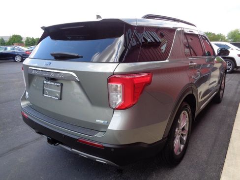 Used 2020 Ford Explorer XLT w/ Equipment Group 202A AWD/4WD image 5