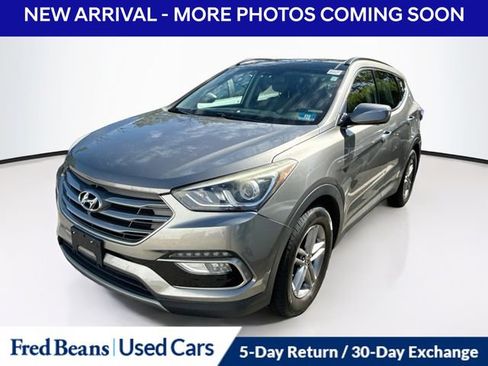 Used 2018 Hyundai Santa Fe Sport w/ 2.4L Tech Package 04 AWD/4WD image 3