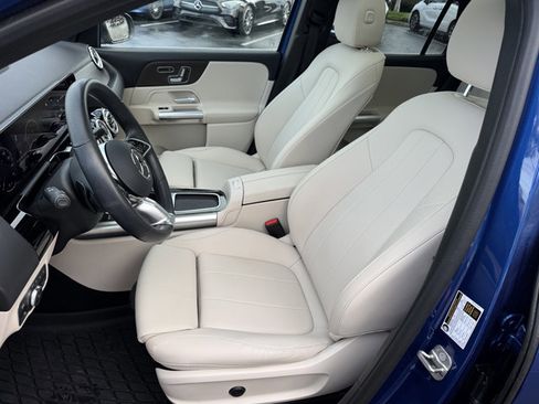 Used 2025 Mercedes-Benz GLA 250 image 15