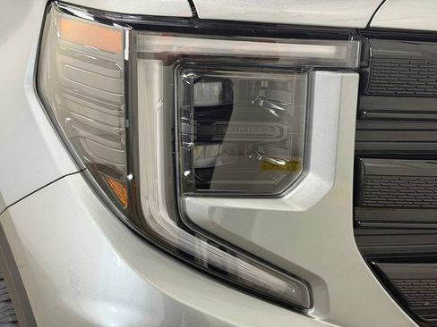 Certified 2023 GMC Sierra 1500 Elevation AWD/4WD image 14