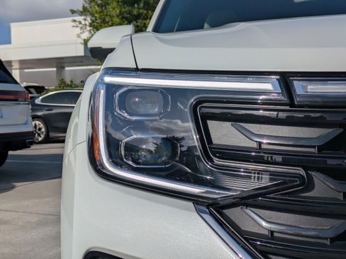 New 2026 Volkswagen Atlas SEL Premium R-Line AWD/4WD image 9