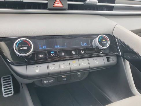 New 2026 Hyundai Elantra SEL Sport FWD image 16
