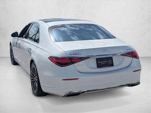 New 2026 Mercedes-Benz S 580e 4MATIC Sedan image 8