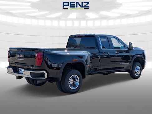 New 2026 GMC Sierra 3500 SLE w/ SLE Convenience Package AWD/4WD image 2