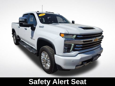 Used 2022 Chevrolet Silverado 3500 High Country w/ Technology Package AWD/4WD image 8