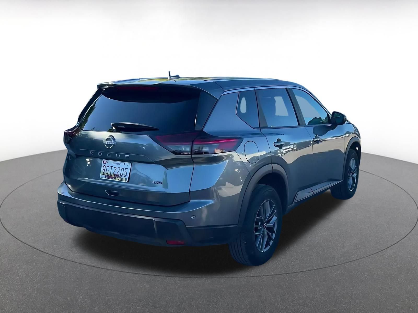 Used 2026 Nissan Rogue SV AWD/4WD image 14