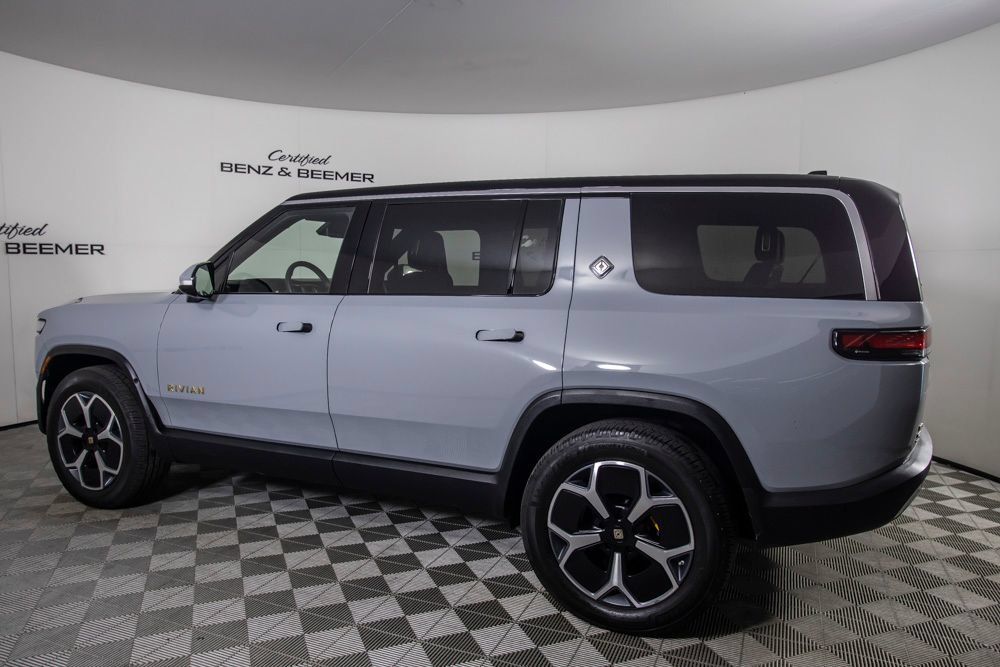 Used 2023 Rivian R1S Adventure Quad AWD/4WD image 13