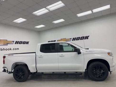 New 2026 Chevrolet Silverado 1500 RST w/ RST Select Package AWD/4WD image 4