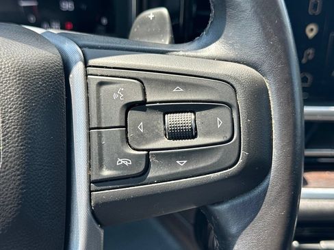 Used 2022 GMC Sierra 1500 SLT w/ SLT Premium Plus Package AWD/4WD image 22