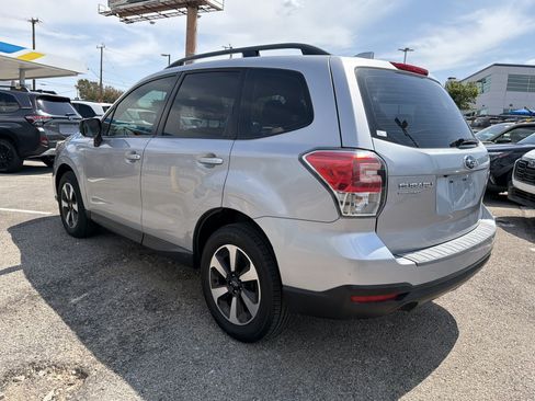 Used 2017 Subaru Forester 2.5i w/ Alloy Wheel Package AWD/4WD image 5