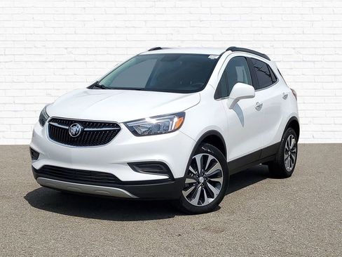Used 2022 Buick Encore Preferred w/ Safety Package AWD/4WD image 1