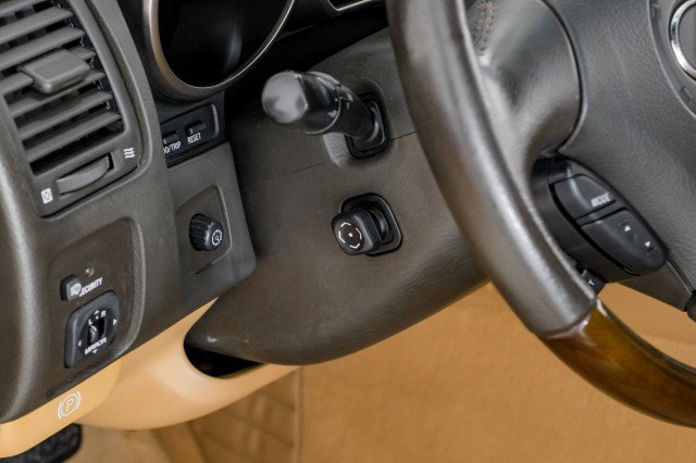 Used 2006 Lexus SC 430 Convertible RWD image 29
