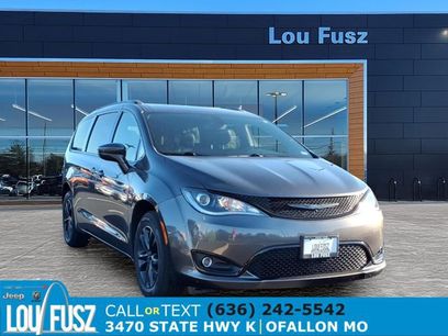 Used 2020 Chrysler Pacifica Touring-L