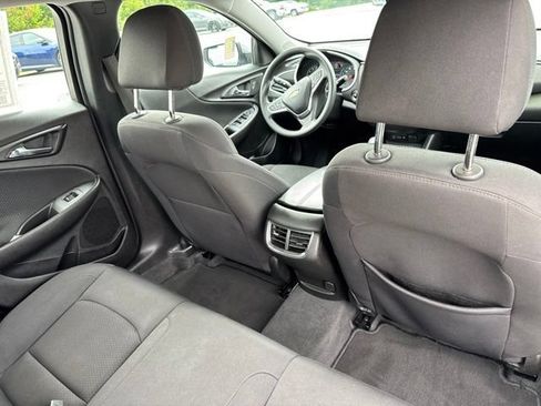 Used 2023 Chevrolet Malibu LT FWD image 33