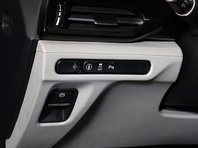 Used 2025 Acura MDX w/ Technology Package AWD/4WD image 27