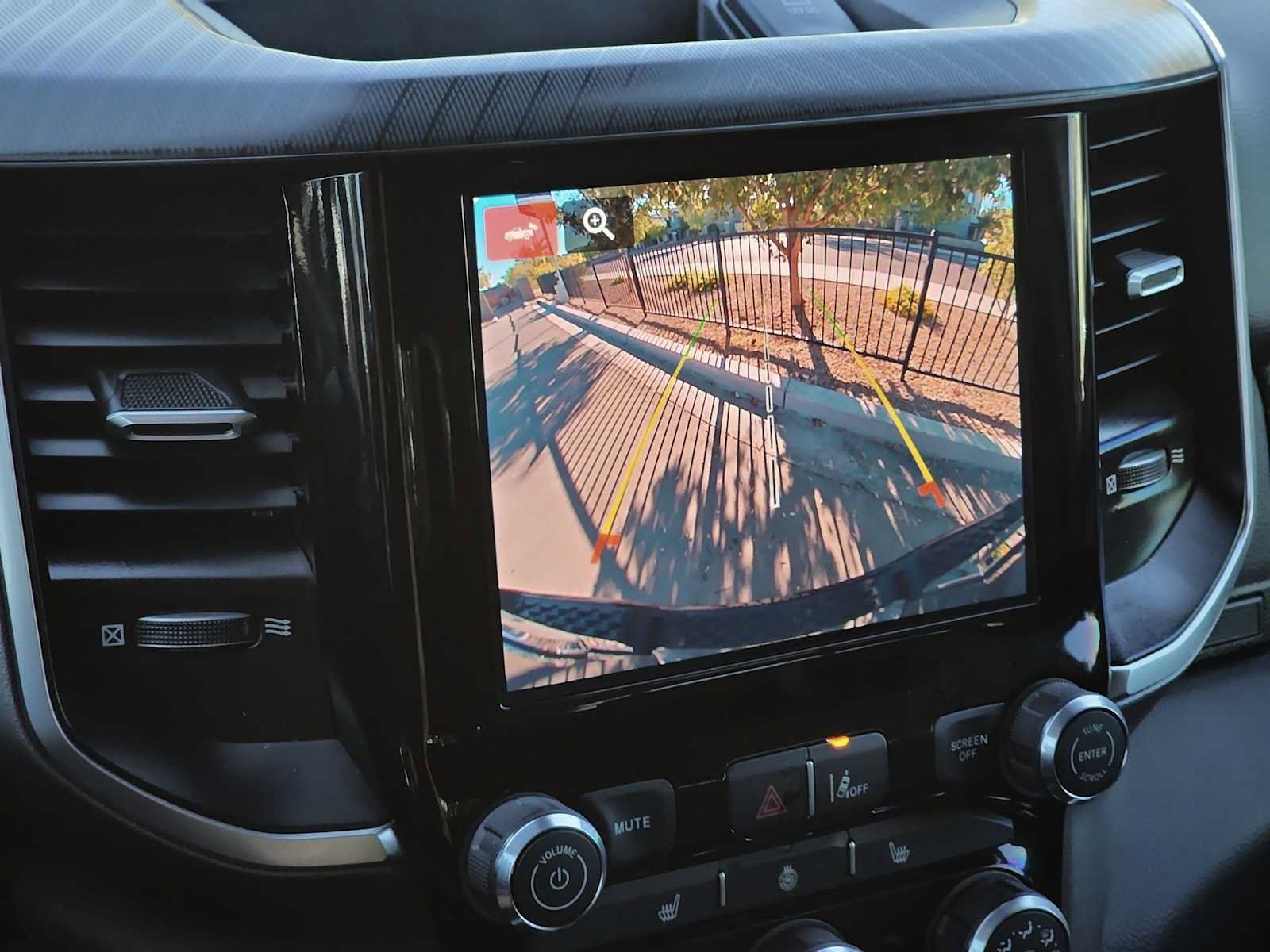 Used 2025 RAM 1500 Big Horn AWD/4WD image 11