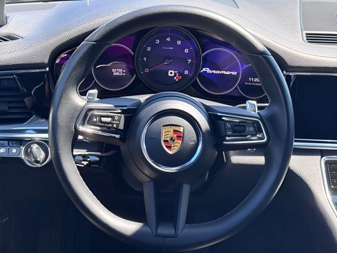 Used 2021 Porsche Panamera RWD image 7