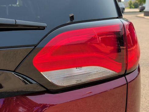 Used 2023 Chrysler Voyager LX FWD image 43