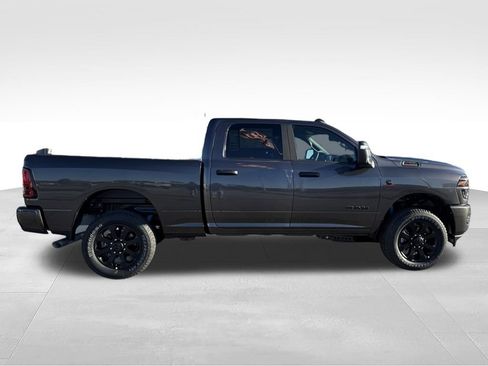 New 2026 RAM 2500 Big Horn AWD/4WD image 6
