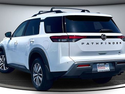 New 2026 Nissan Pathfinder SL FWD image 3
