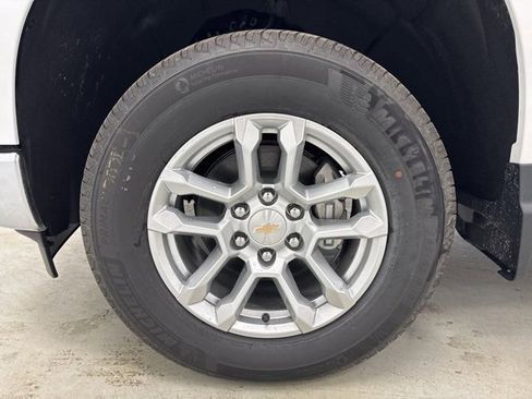 New 2026 Chevrolet Silverado 1500 LT image 39