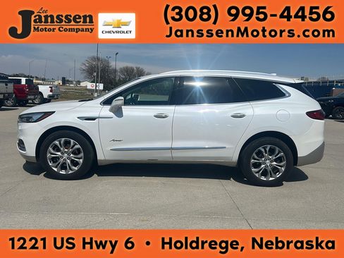 Used 2018 Buick Enclave Avenir w/ Trailering Package AWD/4WD image 1