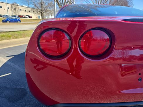 Used 2008 Chevrolet Corvette Coupe w/ Preferred Equipment Group image 28