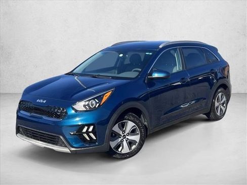 Used 2022 Kia Niro LX image 1