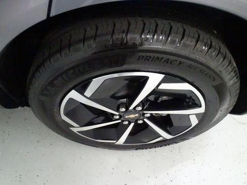 Used 2025 Chevrolet Equinox EV LT FWD image 27