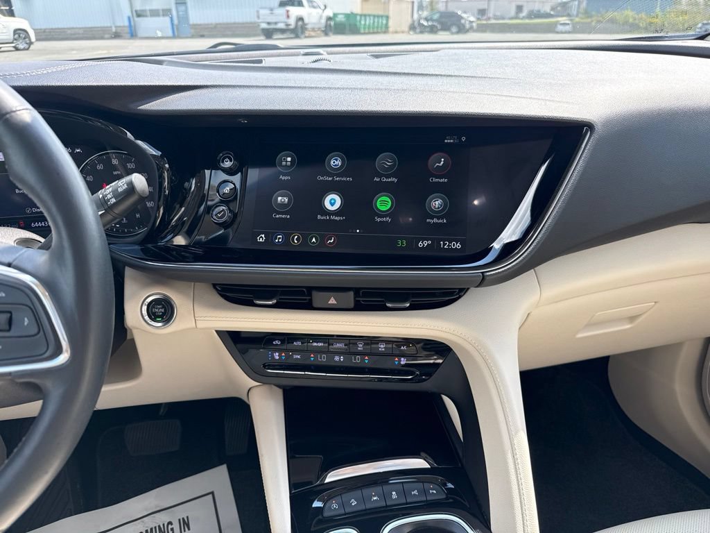 Used 2022 Buick Envision Avenir w/ Technology Package II AWD/4WD image 17