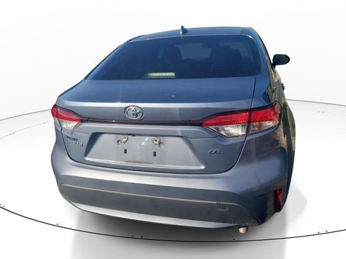 Used 2022 Toyota Corolla LE FWD image 6