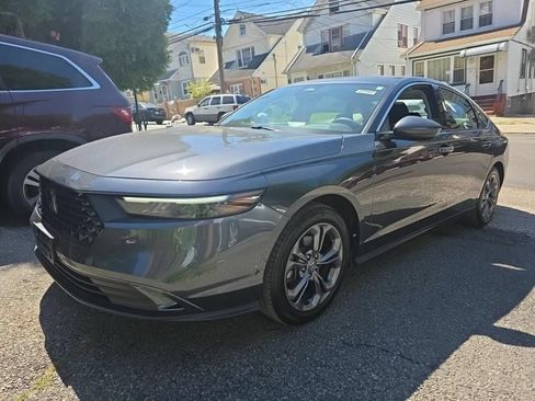 Used 2023 Honda Accord EX image 5