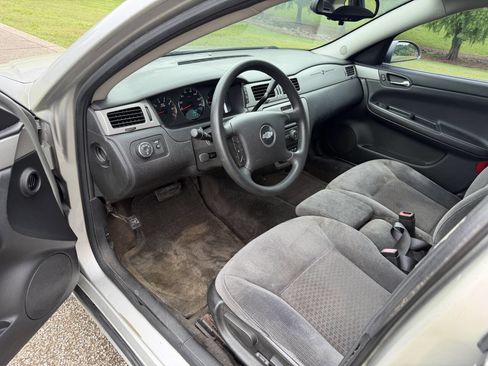 Used 2008 Chevrolet Impala LT FWD image 13