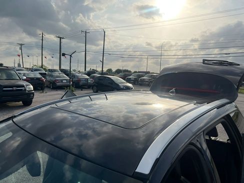 Used 2014 Volvo XC60 T6 R-Design image 31