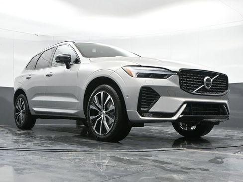 New 2025 Volvo XC60 B5 Plus w/ Protection Package Premier image 43
