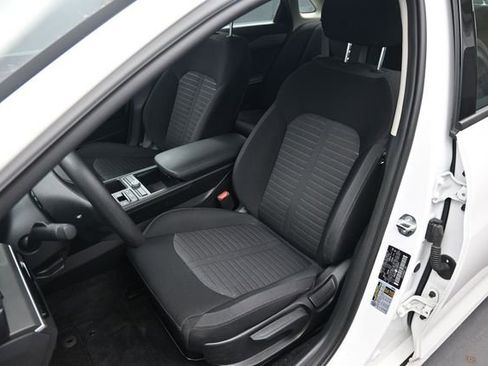 Used 2025 Kia K5 LXS FWD image 20