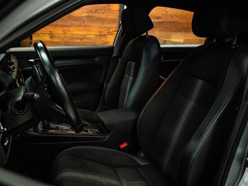 Used 2022 Honda Civic Sport image 9