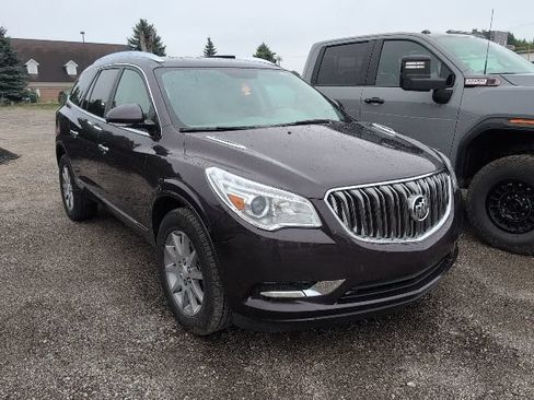 Used 2016 Buick Enclave Leather w/ Trailering Package FWD image 3